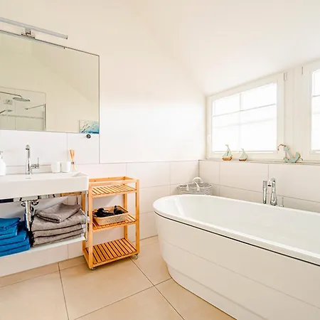 Semesterbostad Schwalbennest, Nr 49 Parow