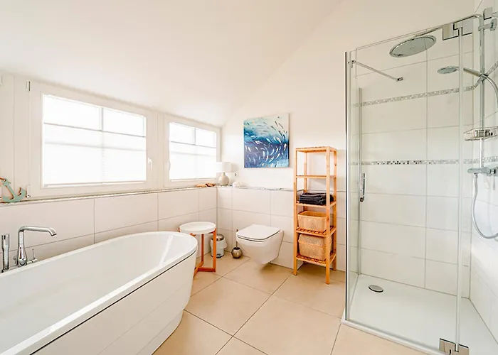 Schwalbennest, Nr 49 *
