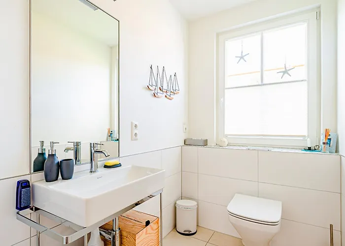 Schwalbennest, Nr 49 別荘 *